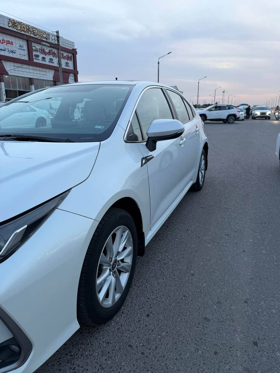 تويوتا كورلا2024 خليجي ساز بانزين فول مواصفات كفاله عامة من كلشي ماشيه42 الف رقم اربيل وكاله بسمي مغلفه نانو ( الدعاميه والبنيد والمداكر الاماميه ) والدواخل دوشمه السعر177$ رقم التلفون ( *********** )العنوان المشراق الجديد البصرة, العراق
