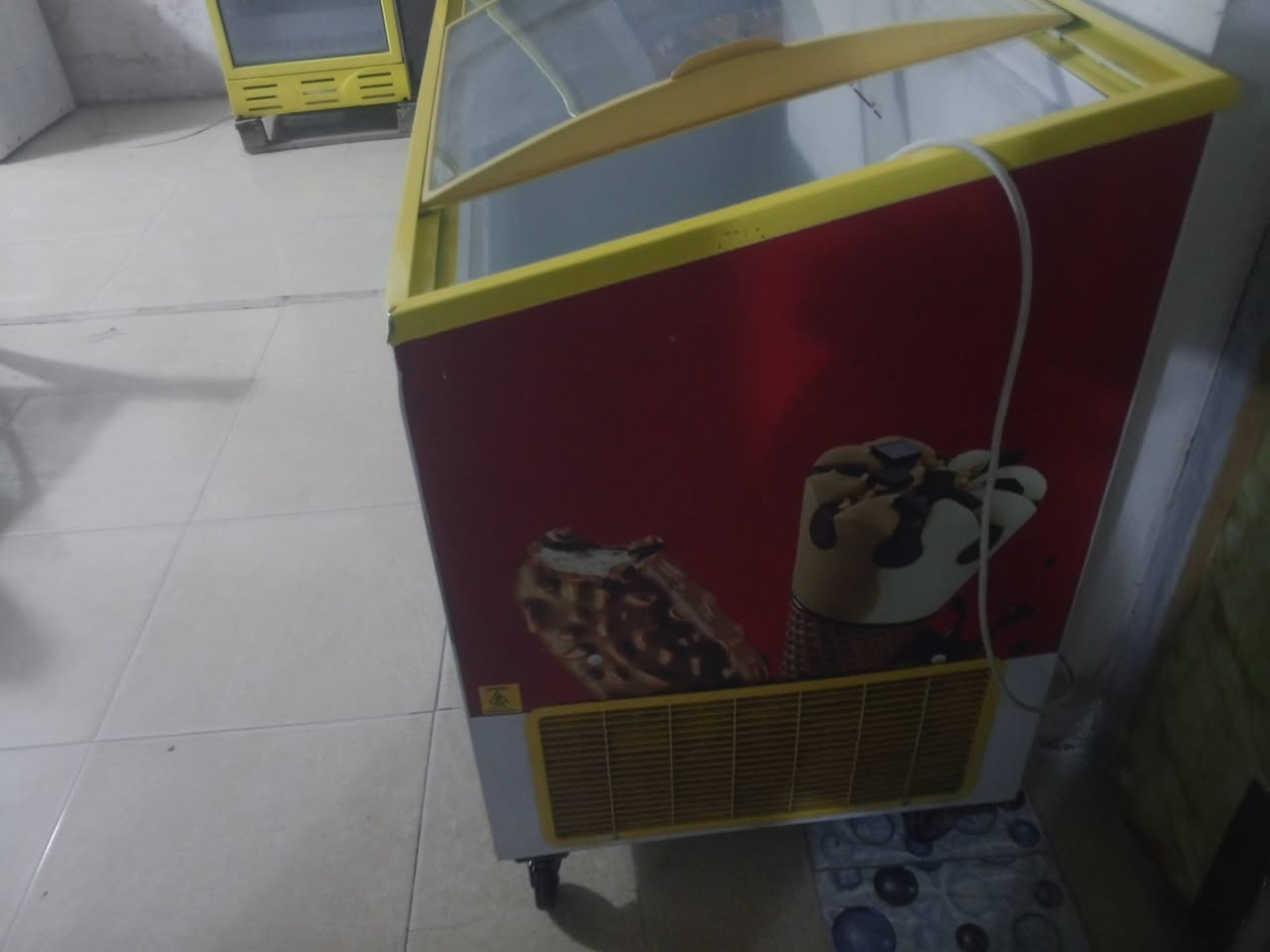 للبيع 
الفلوجة--- النساف 
***********
السعر 550
نضافه فول  استخدام قليل
