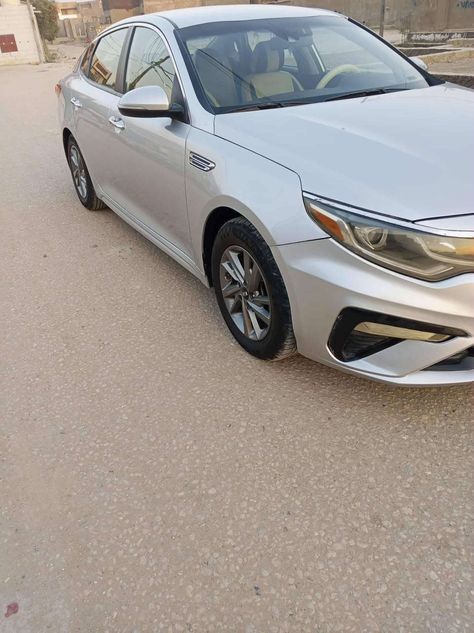 السلام عليكم كيا اوبتيما موديل 2019 مكينه كير حداديه تخم تاير تبريد شغال ماشيه 99 حادثة جاملغ وبنيد السعر 132 السيارة مال جناي رقم الهاتف *********** هذا رقم صاحبه واني مكلف بلنشر
