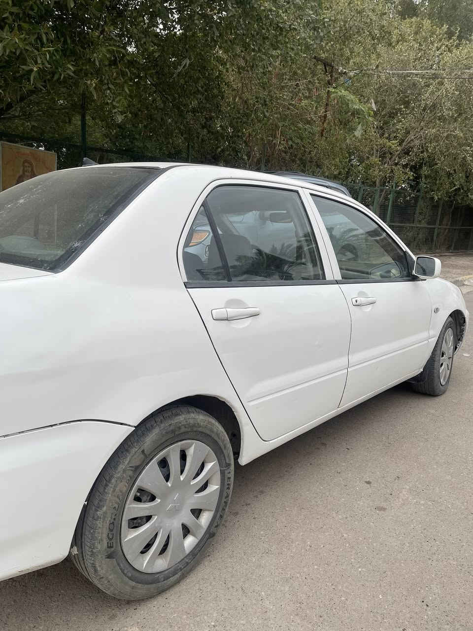 لانسر 2011 رقم بغداد ب اسمي كير اوتماتيك  سياره بيه ٣ قطع صبغ بدون دواخل سياره فقط صبغ سياره مكينه 2000  السعر ب ٧٨ ورقه وبيه مجال ***********
