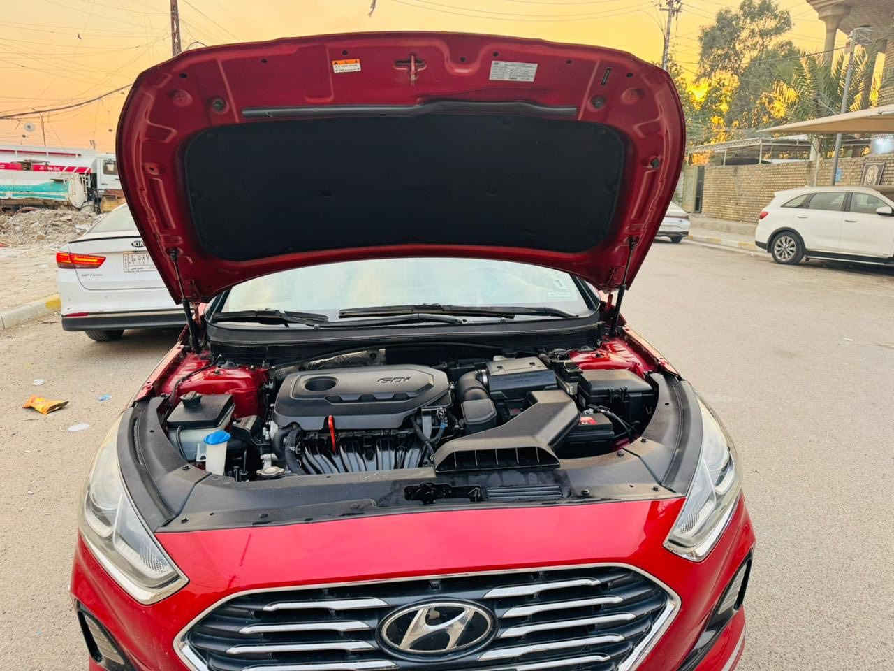 سوناتا للبيع وارد امريكي موديل2018 حادثها باب الصدر فقط صور الحادث بلمنشور مواصفات نصفي فول مكينه وكير على وضع الشركه ماشيه 58 ستخدام شخصي صدر امامي وخلفي جديد تخم تاير جديد بيها 4مكانات كلير فقط السعر 118 الاستفسار على الرقم *********** عنوان بغداد الرصافه
