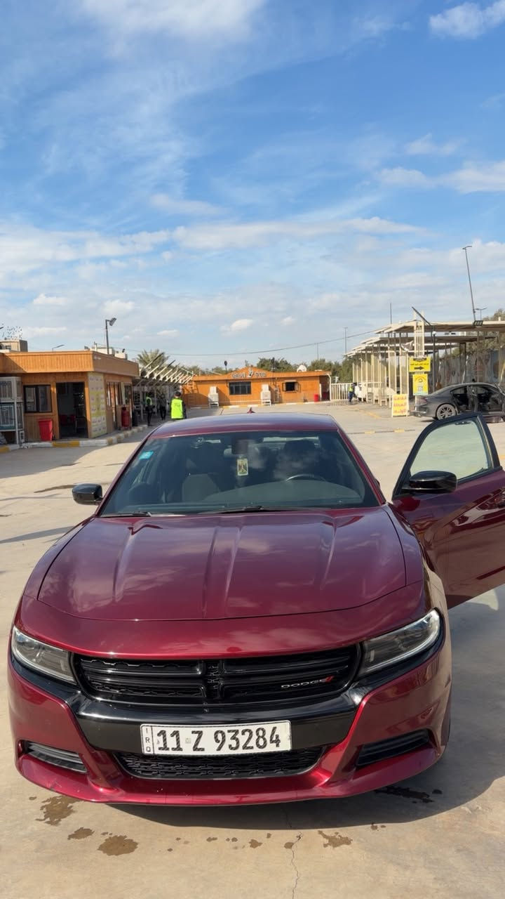 سلام عليكم
Dodge charger أو مراوس للبيع 
رقم بغداد 
مكينه 3600
فول مواصفات عده فتحه حادثها موجود سونار 
شاشه كبيره  ماشيه 25 ألف  كير مكينه كفاله تحويل مباشر 
كشنات حضن  كهرباء   ويل comb حجم 20 
مديل سياره 2023 احمر غير محدد  سعر سياره 285 ورقه قابل ل تفاوض. استفسار ***********
