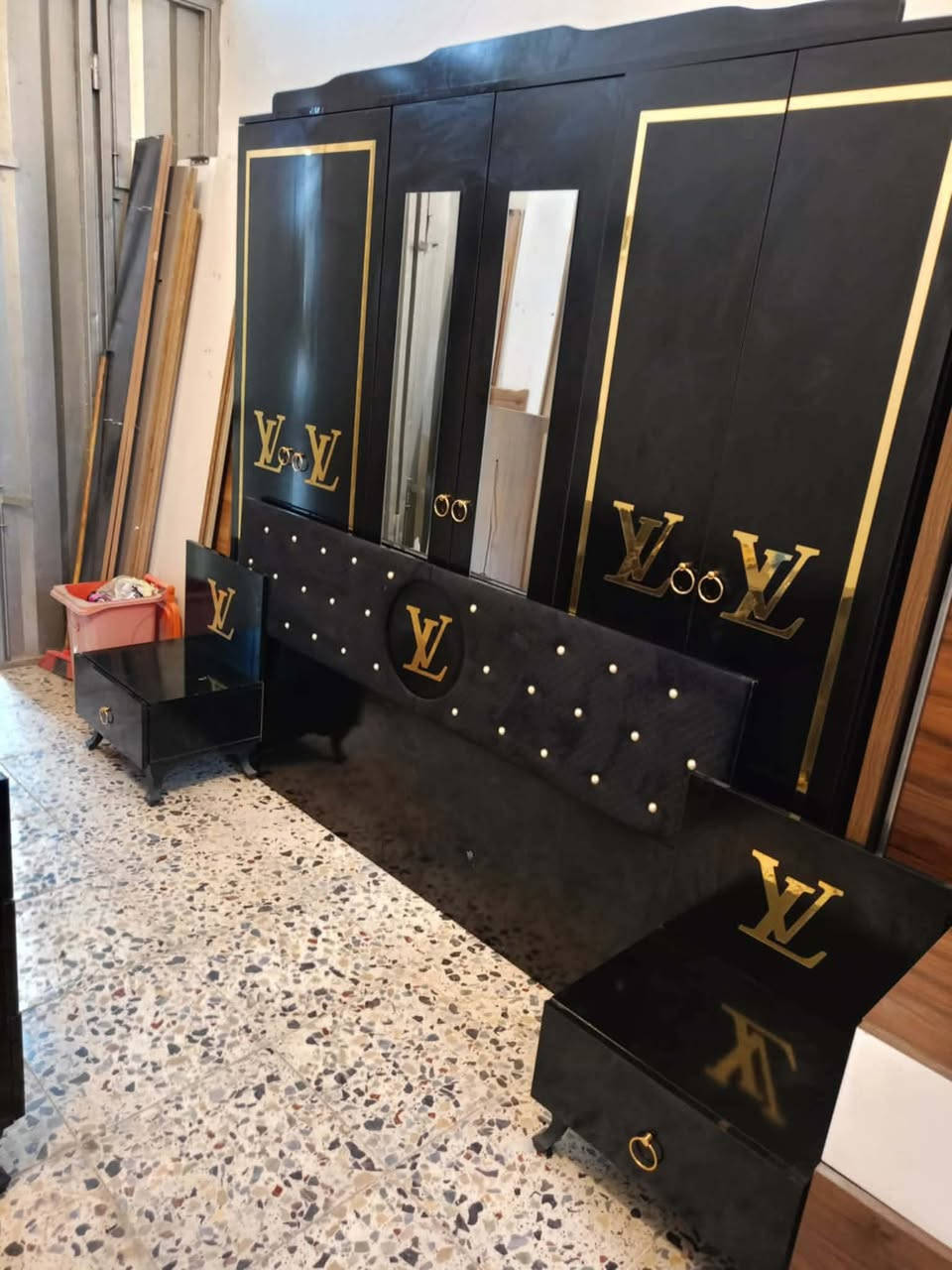 غرفة تركي 🇹🇷 مستخدام 5قطع  ✨✨
نضافه 90 💯
نظام ابواب  💖
السعر  450 💖💸
مع شد🪛 ونقل 🚚  مجاني  داخل بغداد  محافظات بكروه


**إذا كنت صاحب هذا الإعلان وتريد حذفه لأي سبب، رجاءا أرسل رسالة إلى الدعم الفني**