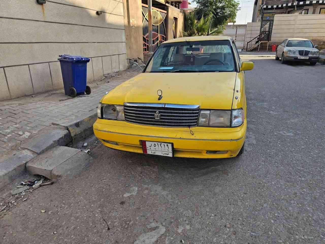 تيوتا كراون للبيع
بصره اجره السنويه صار سنه منتهيه راعيه بالبصره موجود السياره بيه ضربات سعرهه 30 ورقه وبيه مجال قليل للإستفسار ***********
