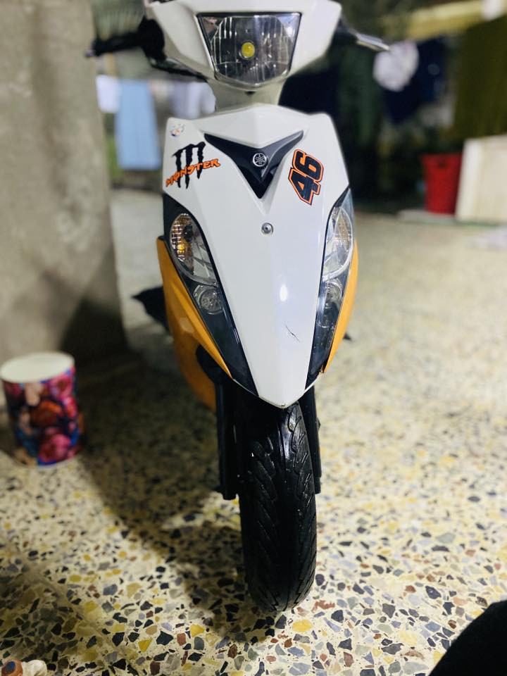 سلام عليكم من رخصه ادمن الكروب دراجه ماكس ياماها طراز 125 دراجه نضيفه جداً اخذتها رمبه راعيها منتسب وميطلع بيها وعنده سياره يطلع ع كد الحاجه ونضيفه جداً سعر خاص 
الاستفسار اكثر الاتصار برقم 
*********** 
وتحياتي
