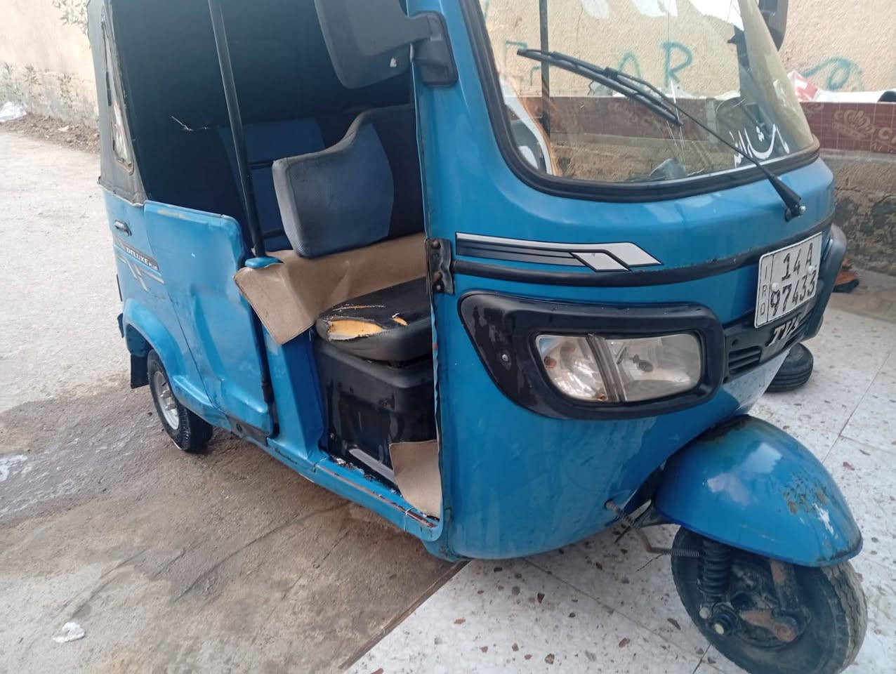 تكتك موديل 22 رقم نكلزيزي تكتك كفاله من ضربه ما عده زلوغ شارع   المكينه تخبل  بيه بس نفخه اول ما شغل بدون تنقيص اي شي ثاني تكتك كامله  ترايه يخبل مكينه ناعمه رقم موجود راعيه خوش ولد سعر 7500 شراي بخدمته مكاني عل شط ***********
