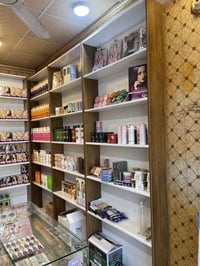 رفوف • مترين ونص • نجف