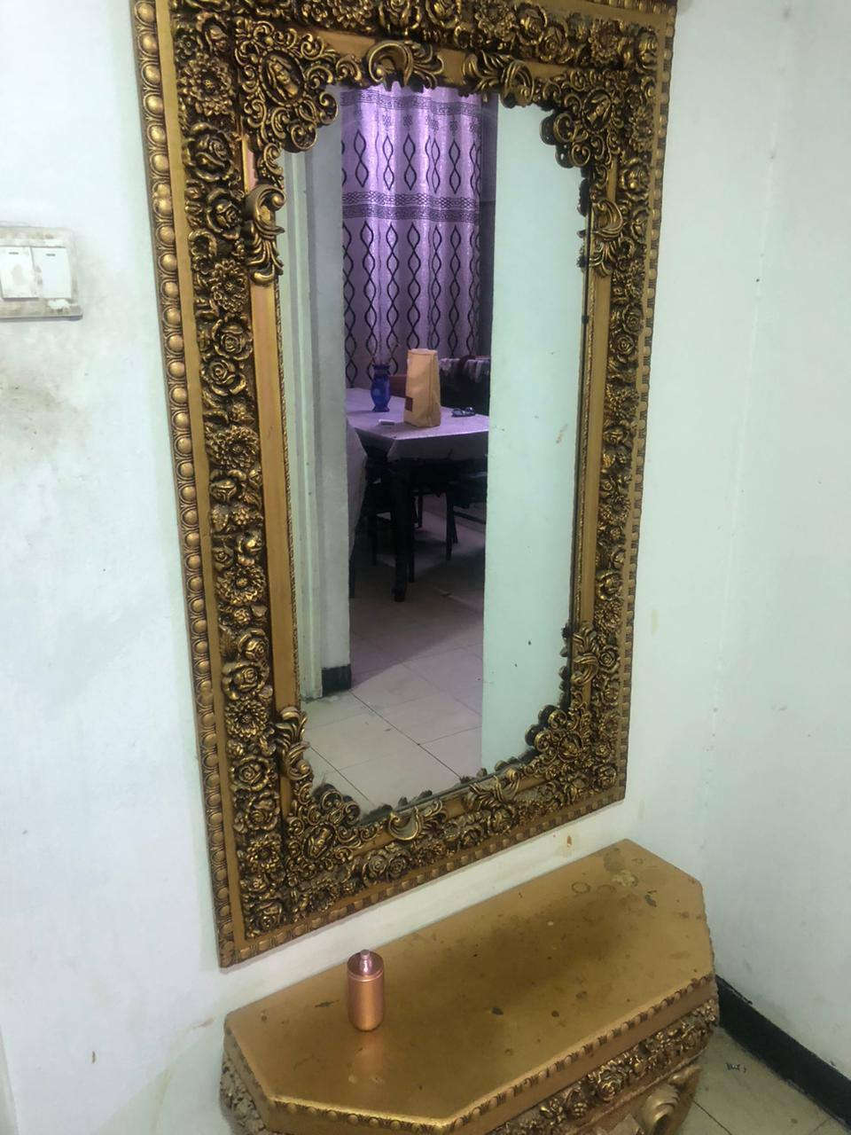 طباخ كريازي 200 وبي مجال
صوبه 50 
الميز 30
مجمده تركيه ب 300 
براد مي 75 
اوفن 50 
ميز 150 
كيزر طحان 100
غساله ملابس 12 كيلو سامسونك 350 
انفرتال سامسونك 1 طن تدفئه تبريد 
ثلاجه 600 وبيه مجال 18 قدم سامسونك

الطخم 400 وبي مجال ***********

الميز 200

الغرفه 450 وبيها مجال

مكان بغداد حي صدام او مجمع السلام السكني قرب حي جهاد
