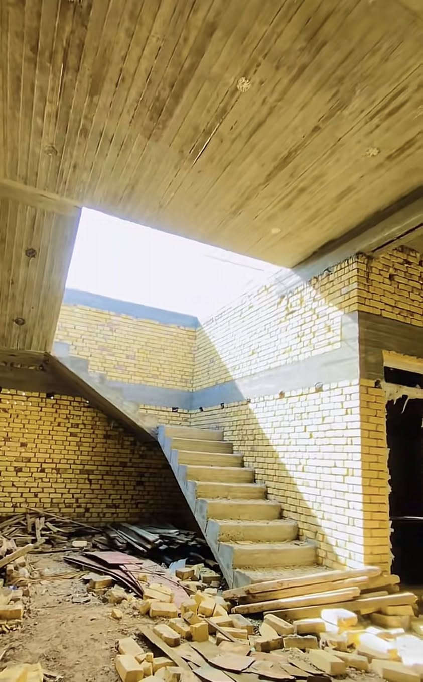 ابو حسين النجارة القالب
 ولكرسته والعمل و البناء هيكل فقط 
وتقصيد هم موجود اصحاب الماستر
‏ ￼ مستعدين لكافة الأعمال النجارة والبناء وصب لكونكريت ￼ 
التواصل***********￼
