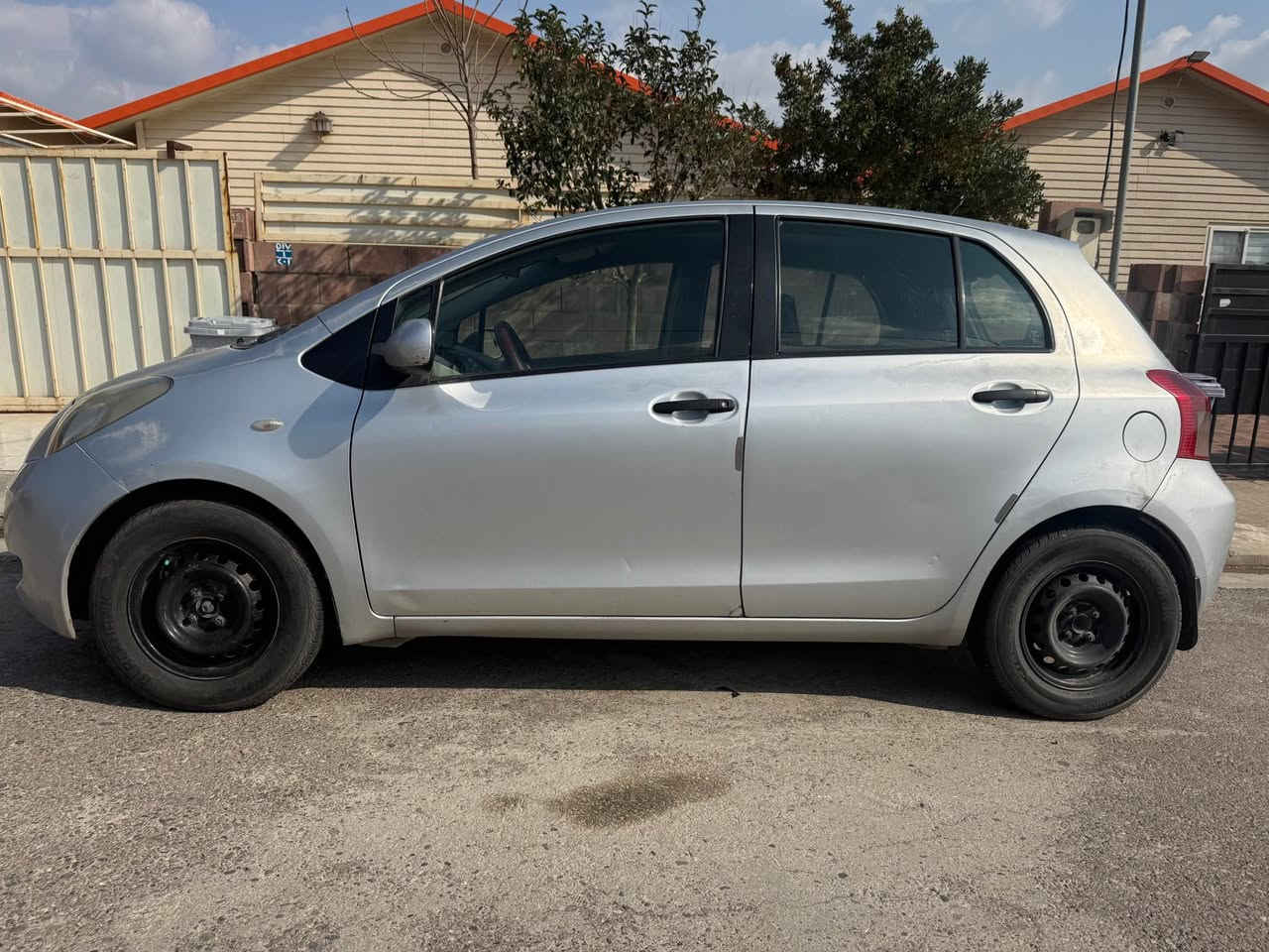 ‎يارس مۆدێل ٢٠٠٨ رەنگ سلڤەر تەنها یەک پارچەی هەیە بەس سندوقی سبوغە پێش و پشتی کەپسە و کال بوونەوەی هە‎ Singapore


**إذا كنت صاحب هذا الإعلان وتريد حذفه لأي سبب، رجاءا أرسل رسالة إلى الدعم الفني**