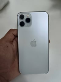 آيفون ١١ برو • ٢٥٦ • بطاريه ٩٤