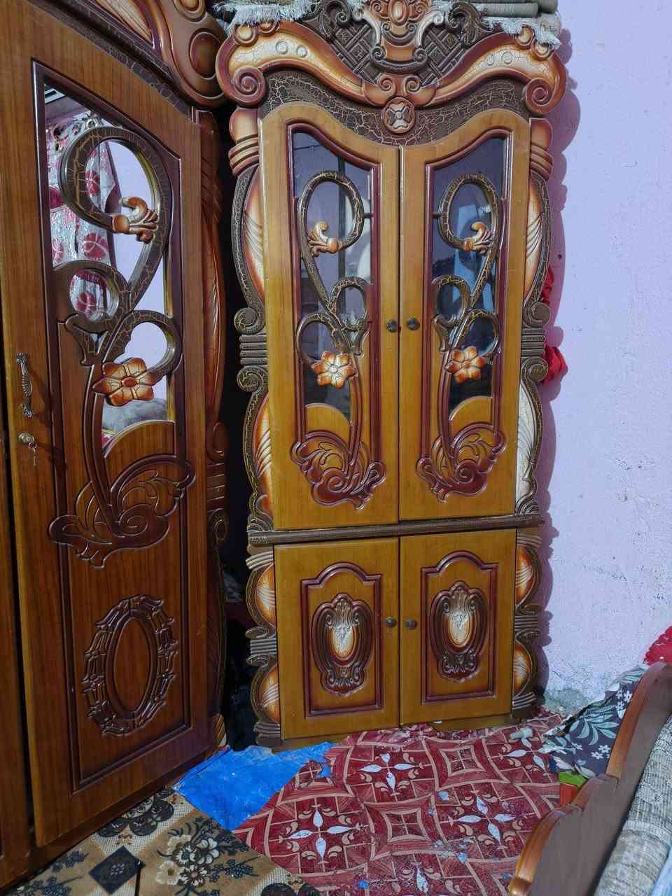 سلام عليكم عندي قرفه اخشاب سعره 500وبيه مجاني مكاني ناصريه مركز  ***********

