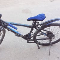 بايسكل للبيع حاويه استخدام قليل السعر 100 وبيه مجال  للاستفسار 0771888...