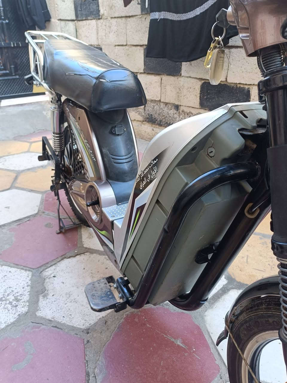 دراجه شحن للبيع جائزه اي نقص ما بيها عنوان الحسينيه مال الراشديه
***********
