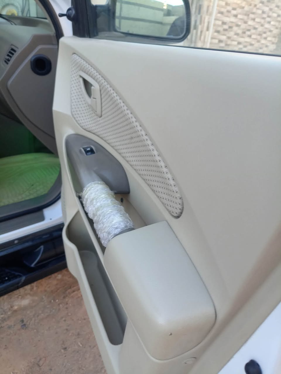 توسان ٢٠٠٩ 
رقم اربيل الماني
مكانه نجف
كفاله عامه
مواصفاته معروفه
السعر ١١٠ 
الاتصال
 ‏‪***********‬‏
‏‪***********‬‏
ا
