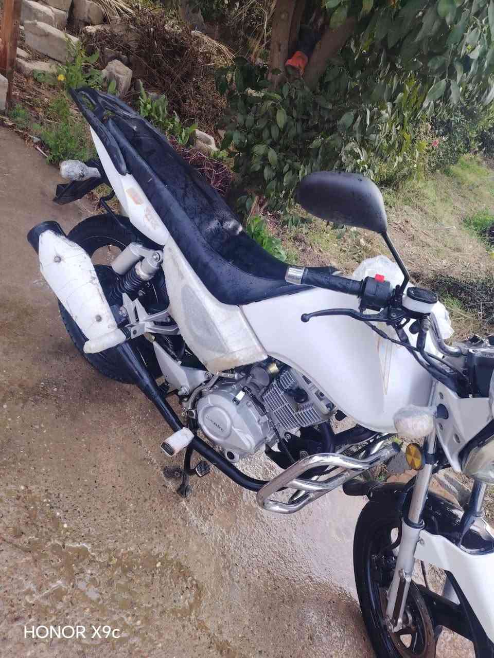 للبيع سنكي موديل 19بلادي مكينه 150مامفتوحه 
لا تنقص ولاتبخر كهربائية شغاله نكره سلف 
مانقصه كلشي سعره ٧٠٠قفل شراي يجي خاص 
مو شراي لتعلق


**إذا كنت صاحب هذا الإعلان وتريد حذفه لأي سبب، رجاءا أرسل رسالة إلى الدعم الفني**