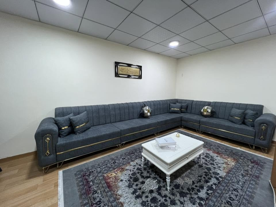 حەرف Lخاوین بی عەیب  نوێ بۆ فرۆشتن نرخ/375,000هەزار
***********
