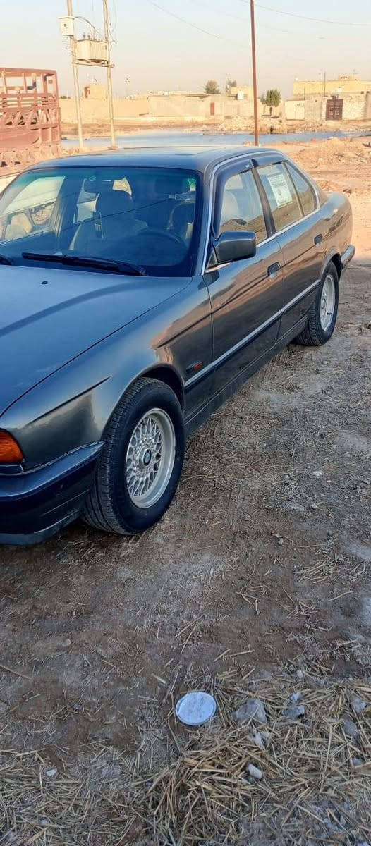 السلام عليكم بي ام دبليو
السيارة جاهزة من كير محرك مكينه كله بل كارتون

تحويل مباشر حجم 525
***********
