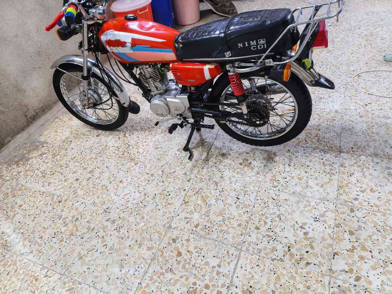 سلام وعليكم درجه نامه مديل23 اوراق سكنر سكنر كهربيات كله شقاله مكينه بلاد ناعمه لاصوت ولا دخانه دكت هندر السعر700 وبيه مجال الشراي العنوان زبير تصال*********** وتساب موجود بل خدمه
