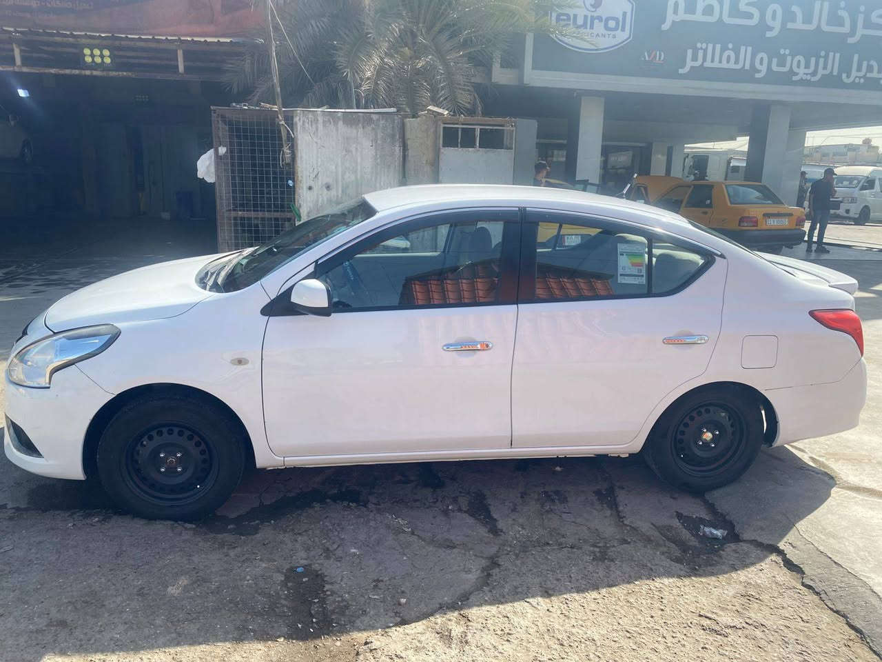 السلام عليكم للبيع 
نيسان سني موديل ٢٠٢١ اربيل ماشيه ٦٨ الف وقابله للزياده بيه ضربه بلصندوك  مكاني بغداد/الزعفرانيه السعر ١٠٥ وبيه مجال للتواصل الاتصال على الرقم *********** بغداد, العراق
