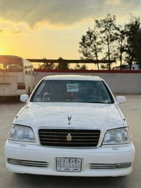 تويوتا كراون • ٢٠٠٣ • چەمچەماڵ