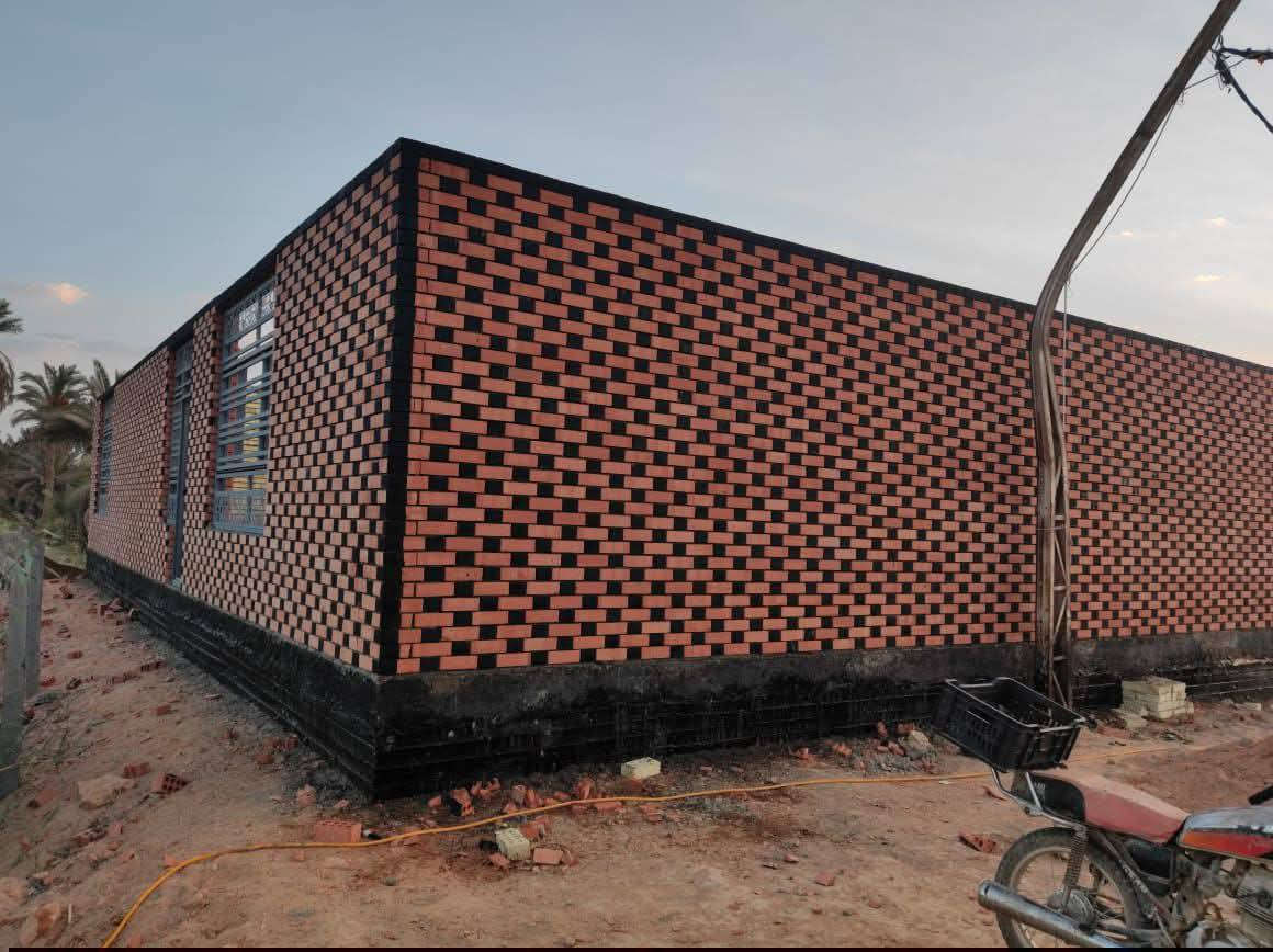 خلفه بنااء درجه اولى
متفرغ الاتصال ع الرقم 
ابو زين العابدين ***********
