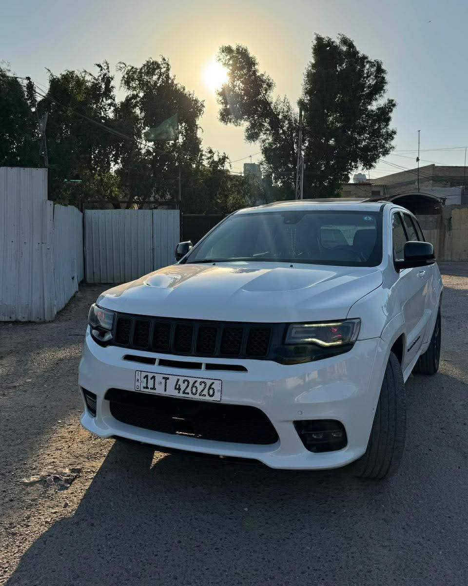 جيب شيروكي ١٧ فول لمتد امريكي بأسمنا رقم بغداد بيع او مراوس ١٨٥ ورقة 
شراي يتصل ع رقم ***********
