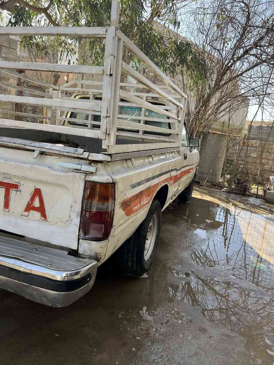 سلام عليكم 
ماشاءالله 
تۆیۆتا پیکاب
مۆدێل1991
سەنەوی تازەیە تا2027
رەقەم کەرکوکە
مەکینەی کرۆسیدە
(مەکینە و گێر شانسی اکسل)هەمووگیانی بەشەرت
لێدرانی بەقوەتی نییە 
رەقم  خاوەنی 
***********
***********
