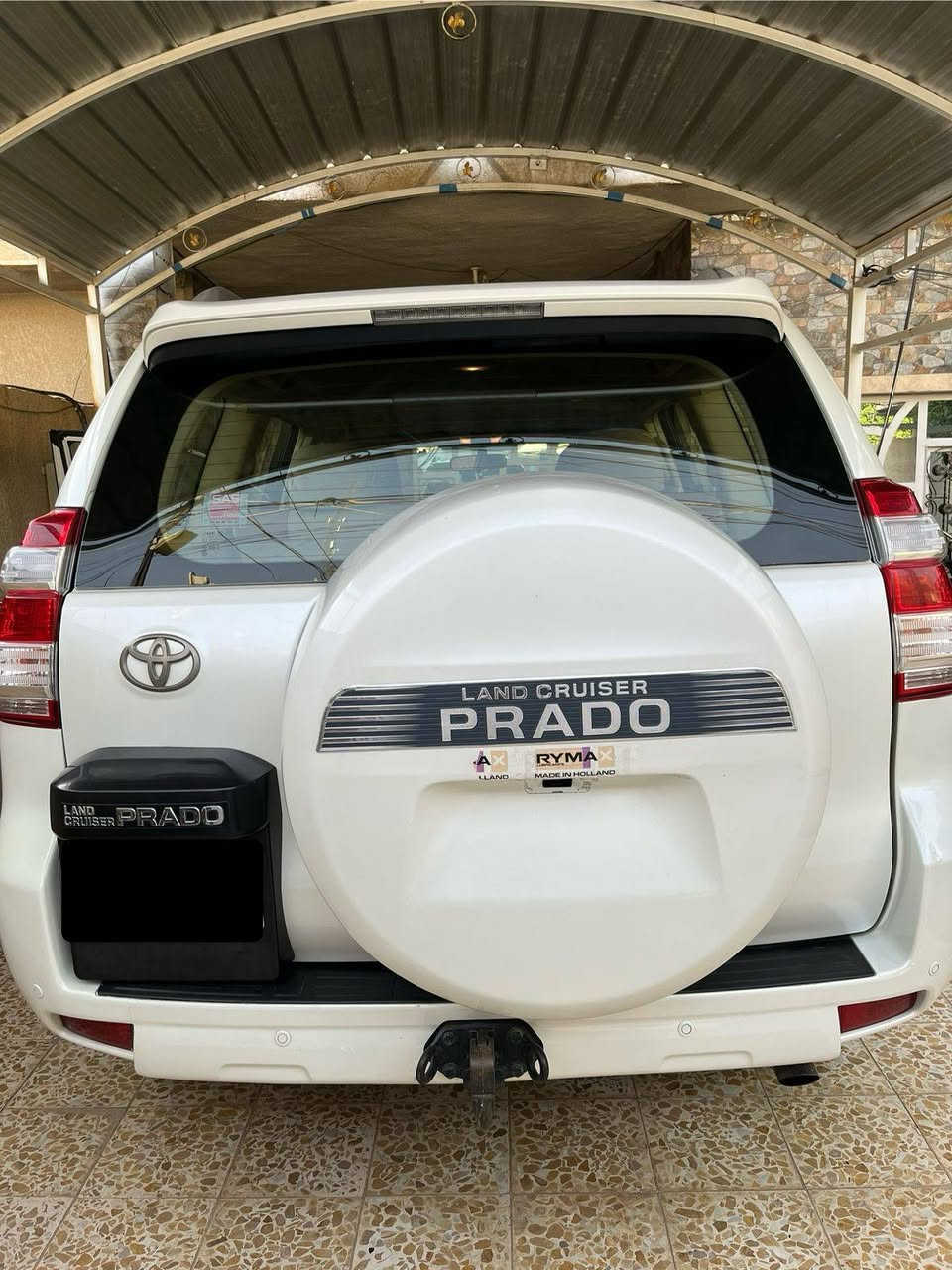 مكلف بالنشر
تويوتا برادو 2014 بغداد محرك 6 سلندر4000
 نظيفة جدا جدا 
مواصفات TXL كله مال الشركة 
ماشية 226 ألف عداد حقيقي
كير ومحرك مال الشركة مكفولات 
فتحة بالقمارة دبل تانكي ثلاجة
السنوية مجددة لغاية 29
السعر 310 وبيها مجال للاستفسار *********** ابو علي
