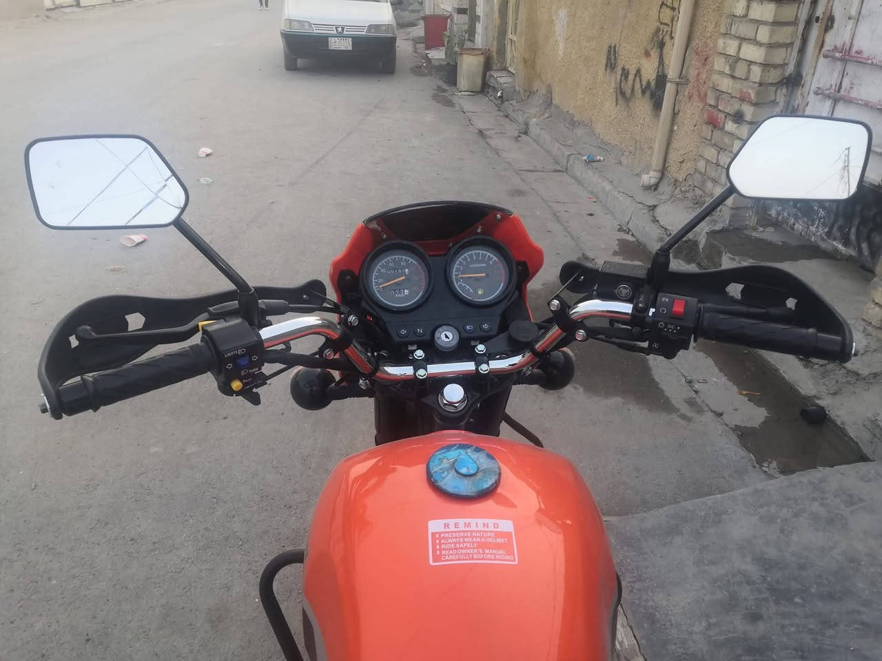 السلام عليكم شباب دايوان جبلي للبيع دراجه جاهزه مابيها نقص مرقم بغداد انگليزي مكينه خير من الله تحويل ثاني يوم ماشيه 10الف سعرها 3ملاين وبيها مجال للطيبين مكاني الاعضميه صليخ رقمي***********
