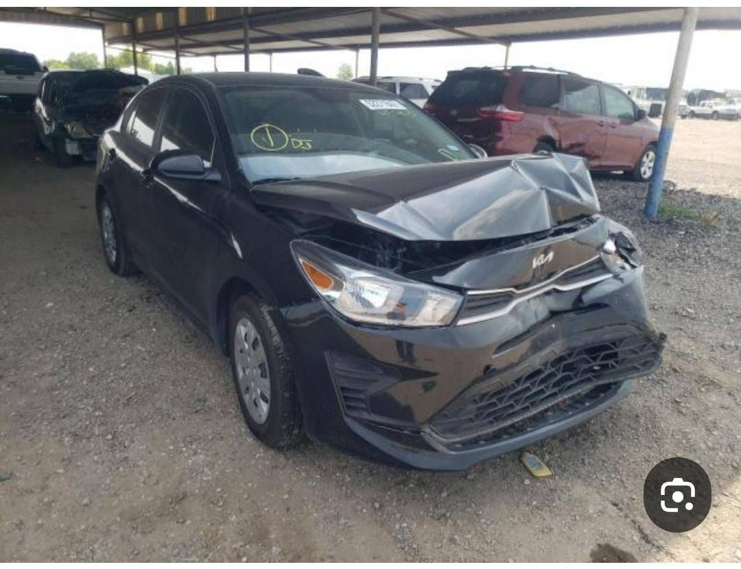 للبيع كيا ريو وارد امريكي
تكسي موديل 2022
ضراها واضح بل صور
ماشي 100ميل
سعرها 146
اتصل ***********
