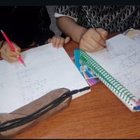 تريد تهيئة ابنك على نصف السنة؟ ابنك طالع بدرس وبدرسين  وأربعة؟ لا تشيل...