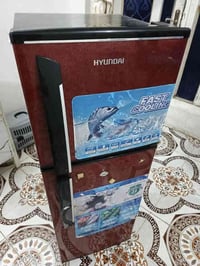 ثلاجه بيه عطل للبيع اتصال /07766921787