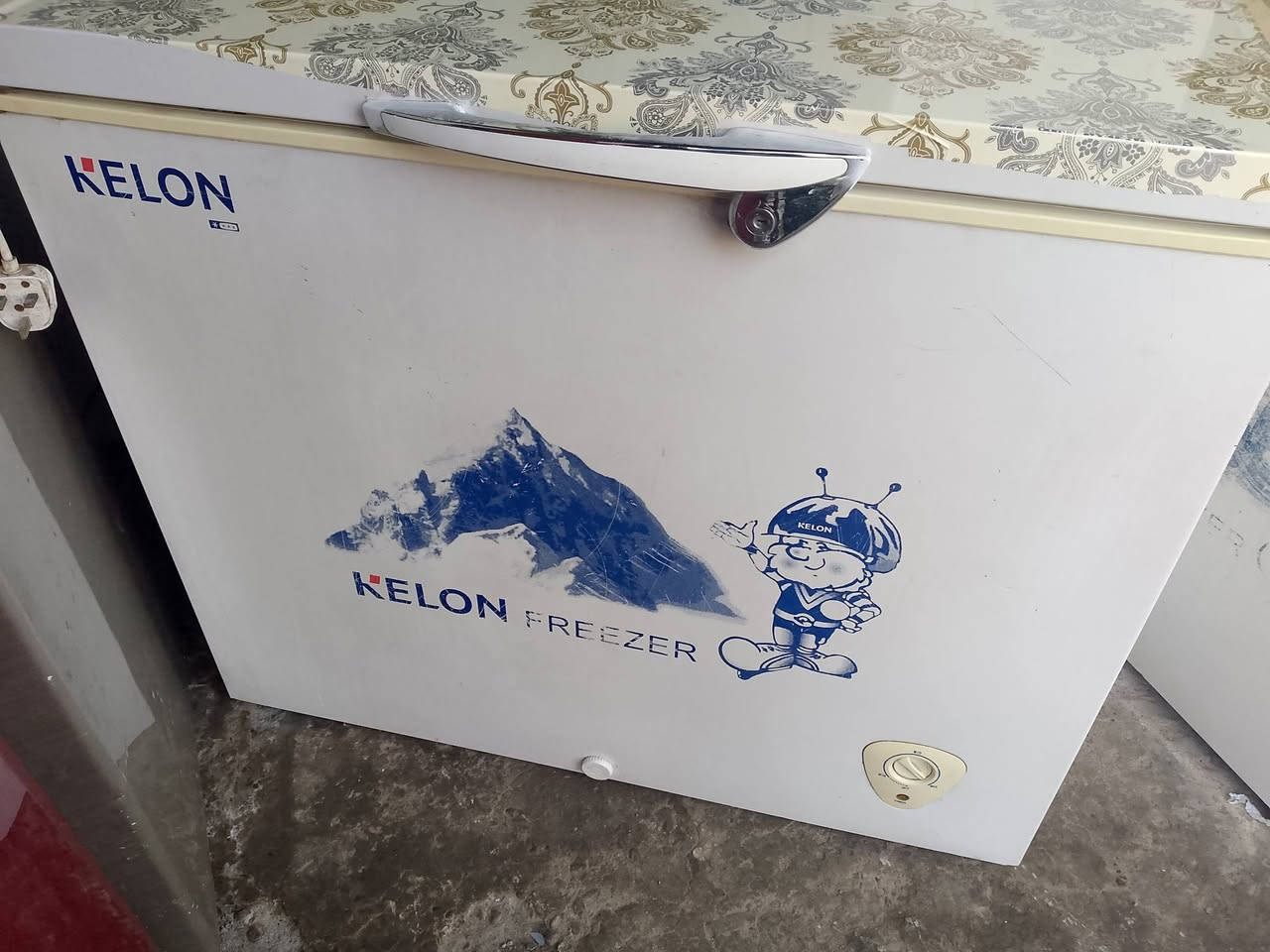 مستعمل للبيع مدينه الصدر ***********/سعر 140
