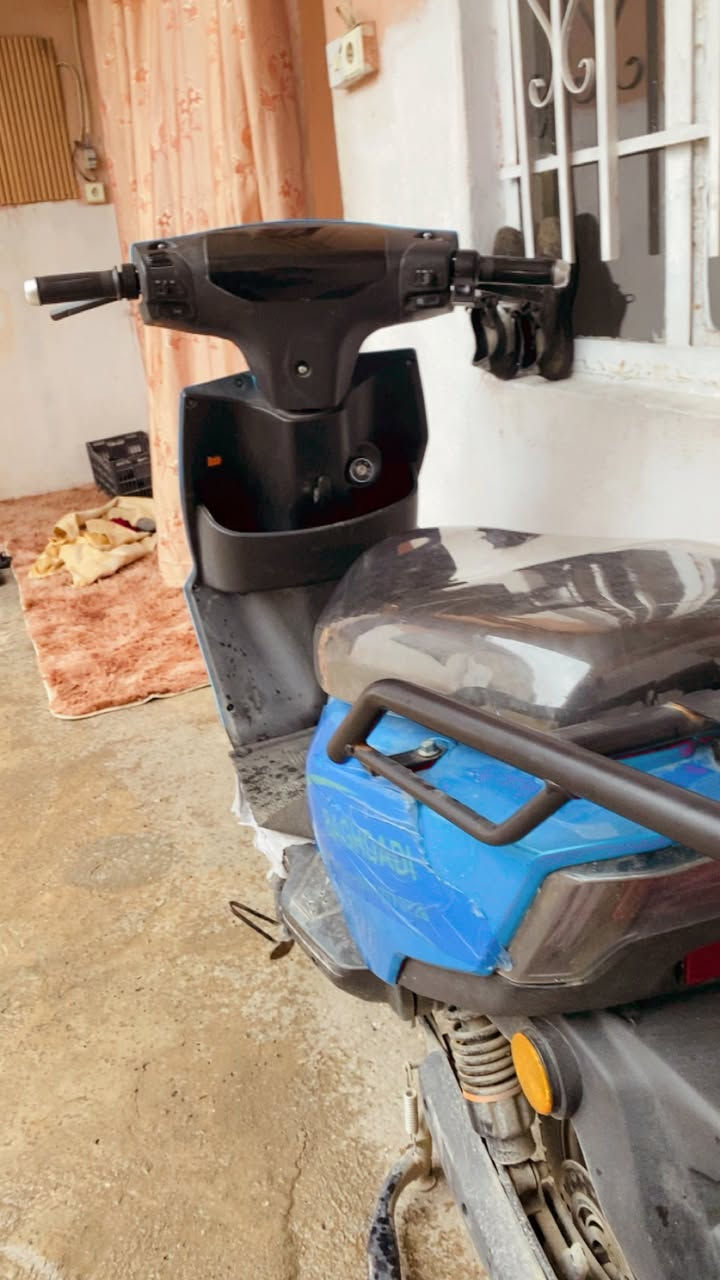 السلام عليكم مطور الشحنه البيع المطور بس عطل بس شنو عطلو معرف مكن اسير حي عدن دفع سعر عجبن ‭ ‭ ‭+964 777 874 7304‬هذ ر
