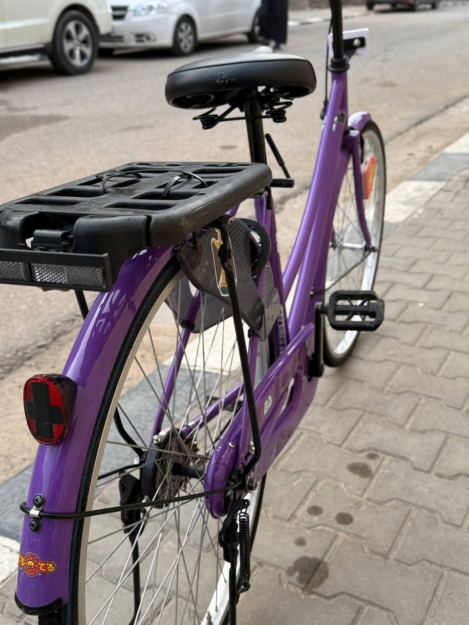 السلام عليكم ورحمة الله وبركاته للبيع بايسكل بطه حجم 26 المرغوب مديل 2022 شرط الياباني والله البايسكل على وضع الشركة ما بدل بيه شي غير بس تاير الور البايسكل قبل شهر منزل من كرار ابو نقش البايسكل حلو ونظيف ولمن تخاذ ما ذب عليه فلس احمر مكان النجف حي سلام للتواصل *********** واني خادم للطيبين
