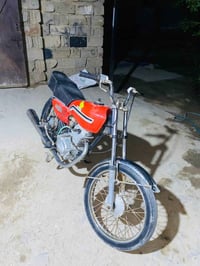 دراجه نضيفه • ٤ گير • مكفوله