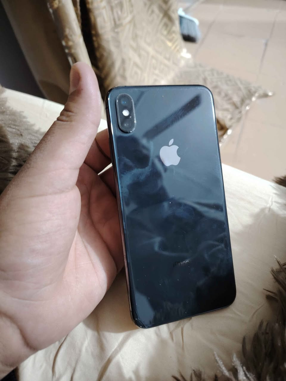 سلام عليكم  من رخصه الادمن الكروب جهاز اكس ماكس جهاز جديد مبدل فقط شاشه ولباقي كفاله بطاريه مامعله 80 مكاني بصرة زبير  محله شمال.
سعرة 150 وبيه مجال قليل. 
رقم: ***********
 جهاز بدون ملحقاته الزبير, البصرة
