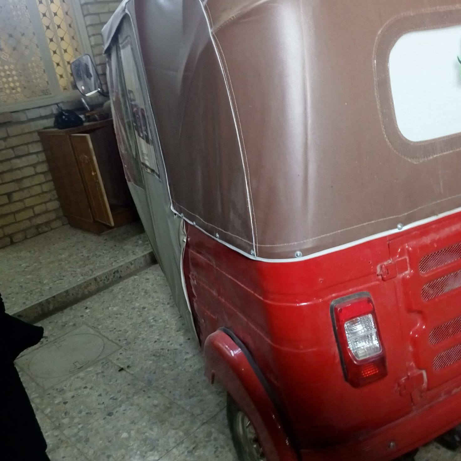 تكتك للبيع شركة المصطفى داخلة بال ٢٠١٨ شهر الواحد اوراق اصلية ٧ مكينة ٢٠ لا تنقيص ولا تبخير خياسات معمرة تخم تاير كهربائيات شغالة السعر ٣ وبيها مجال قليل للاتصال على ***********
