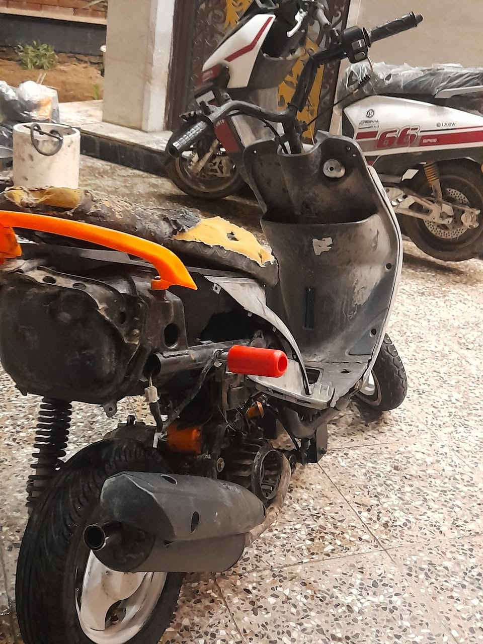 سلام عليكم ماكس مال لعب 55 مشيف للبيع او مراوس 
مكان بغداد بلديات دراجه هندر واحد لا تبخير لا نضوح ولا شي نقصه بس سلف السعر 250بيه مجال للاستفسار
***********
