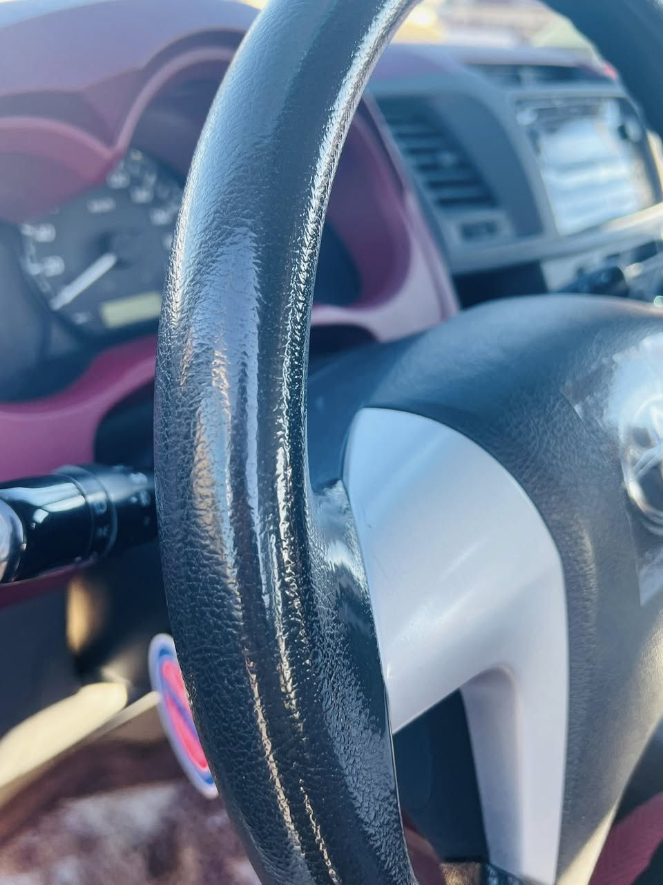 مةرزية مؤديل 2012پارچة رةش لةسةر ساغي بؤدي پئي وةنية 120هةزار رؤيشتوة گئروومةكينة بةشةرت مةكينةو قةپاغي شي نةكراوةتةوة سةنةوي تا2028مانگي 5تازةية سعري 185مةعامةلة***********
