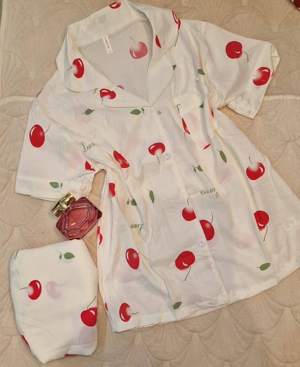 تراك صيفي بارد ✨🩷
قماشه كريشه بارد 🩷✨ 
قياسه  L و XL✨🩷 
سعره 13 الألف 🩷✨


**إذا كنت صاحب هذا الإعلان وتريد حذفه لأي سبب، رجاءا أرسل رسالة إلى الدعم الفني**