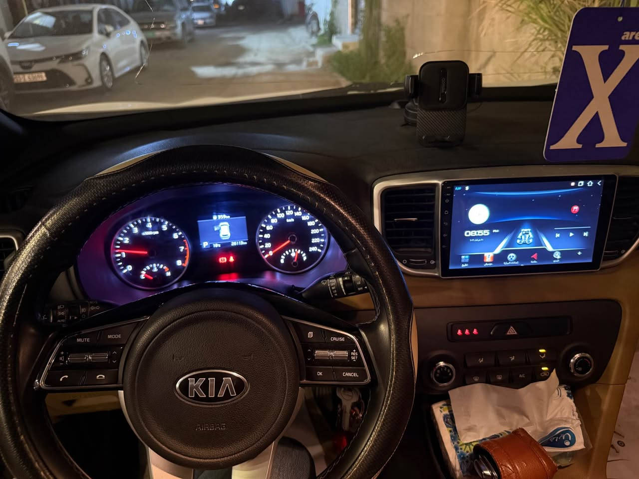 كيا سبورتج موديل ٢٠٢٠ كير ومحرك مكفول
مواصفات ستاندرد
شاد الها كامرا متحركة وشاشة بلادية
تخم تايرات جديد قبل شهر شديته
دهن وفلاتر قبل شهر بدلته
سيارة ماشية ٢٦١١٣ قابل للزيادة 
السيارة باسم الاهل مكفولة من الضربة و الصبغ
خليجية من الشركة الدولية ماخذيها زيرو بوقتها
سبير السيارة مانازل

السعر ٢١،٥٠٠$ 
يعني ٣٢،٥٠٠،٠٠٠ مليون دينار بغداد, العراق


**إذا كنت صاحب هذا الإعلان وتريد حذفه لأي سبب، رجاءا أرسل رسالة إلى الدعم الفني**