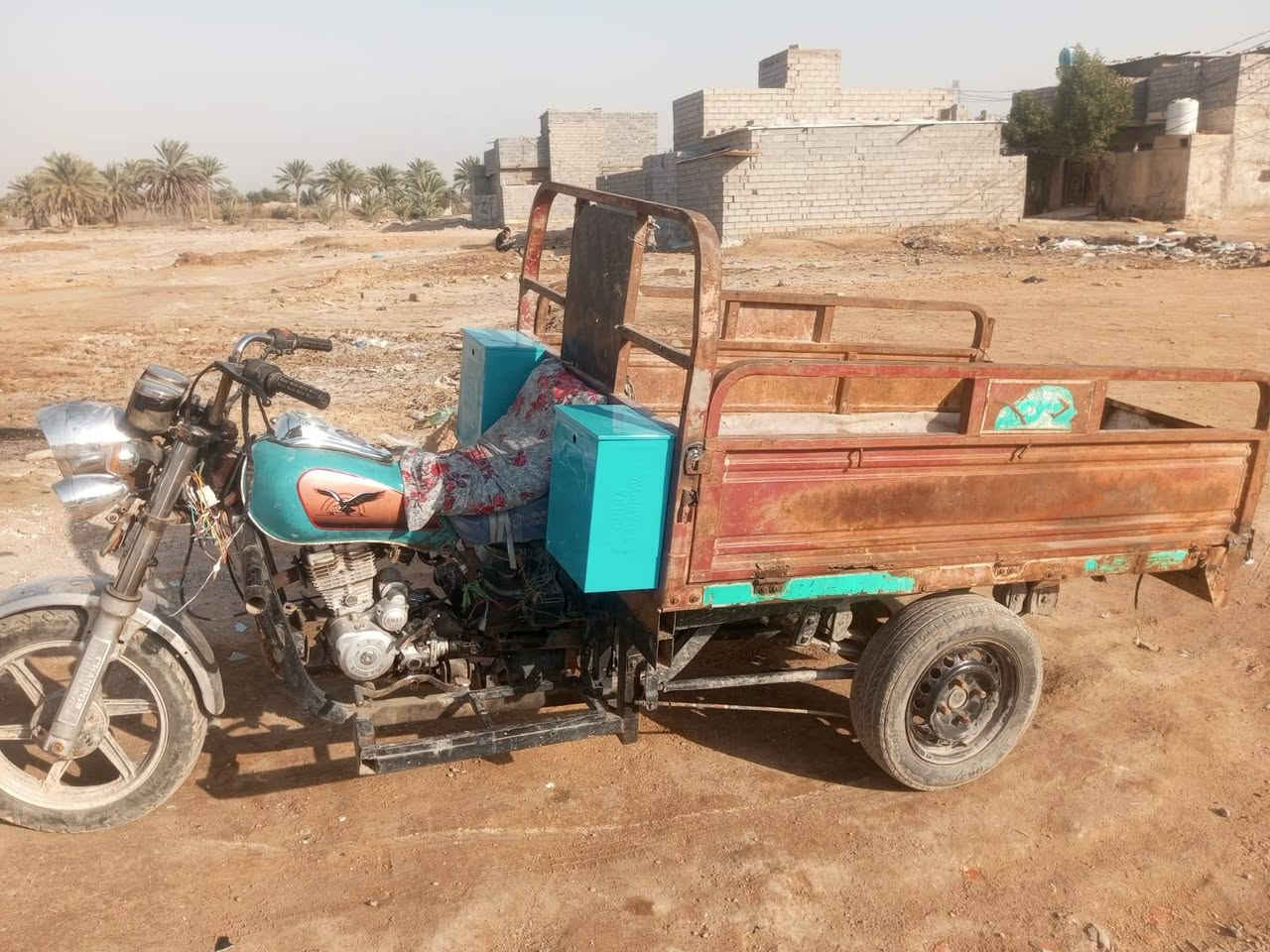 السلام عليكم ستوتة لبيع بدون اوراق ضائعة مكفولة من شاصي هاي كدامك السعر 650 الف وابيهة مجال   الرقم الهاتف *********** وايوجد واتساب  المكان كربلاء  يم سيد سماعيل قرب افرحة
