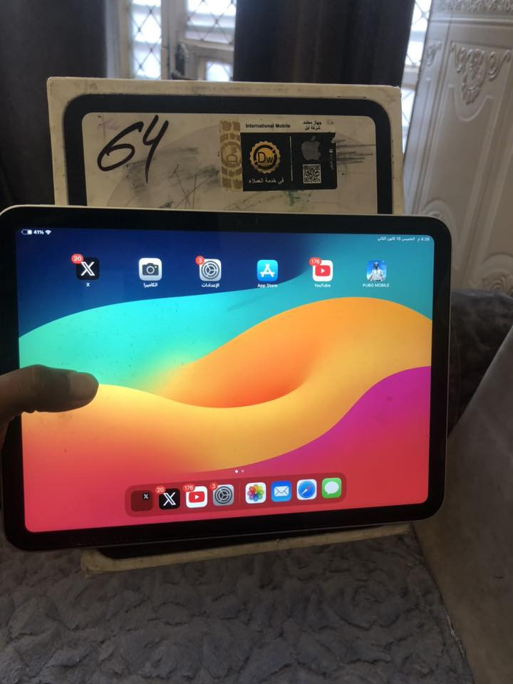 السلام عليكم ايباد 10 للبيع ذاكره 64 بطاريه ماعرف شكد مفاحصها والله مبدل بس قاعدت شحن اصلية كامل ملحقاته عنواني بغداد بلديات *********** موجود واتساب ومكالمات عادي. السعر 300 وبي مجال بسيط.
