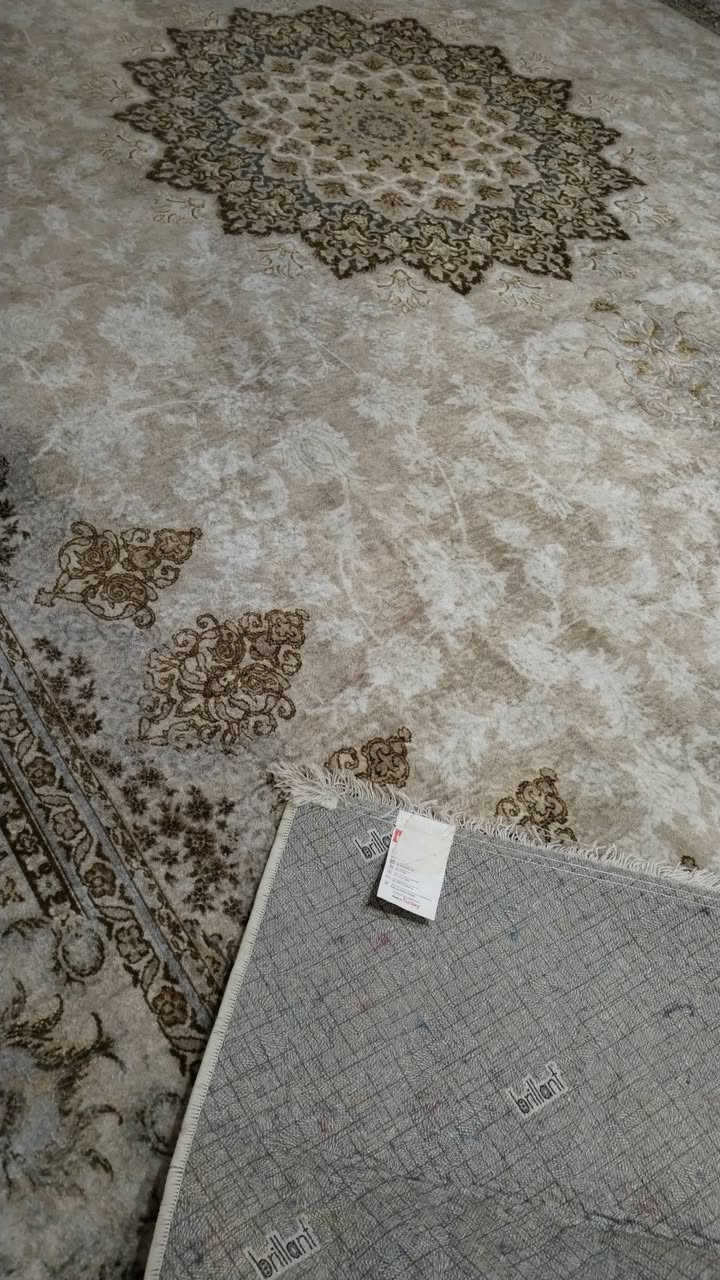 فرش بریلانت جدیدە قلیل مستعمل قیاس 3/5

سعرە   75


**إذا كنت صاحب هذا الإعلان وتريد حذفه لأي سبب، رجاءا أرسل رسالة إلى الدعم الفني**