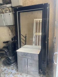 ميز مرمر ومرايه كامل العدد ثنين                                       ...