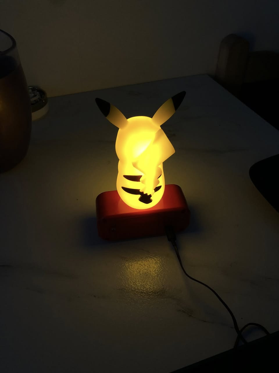 ساعه بيكاتشو ساعه مضيئه تشتغل على الباتري وعلى الواير الشحن مواصفات الساعه هي ساعه ومنبه وتنفع ديكور للغرف النوم او الكيمنك تكدر تعدل الوقت من الدكم الي بيه (كربلاء حي العسكري سوق العابد)


**إذا كنت صاحب هذا الإعلان وتريد حذفه لأي سبب، رجاءا أرسل رسالة إلى الدعم الفني**