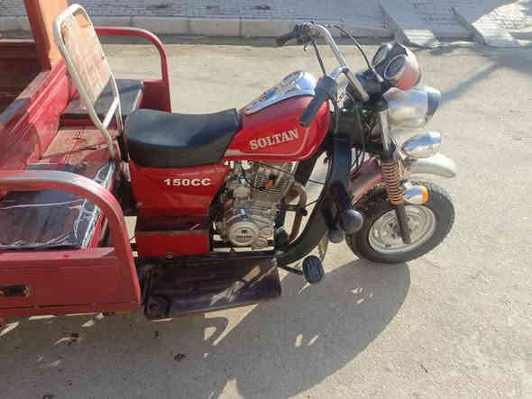 ستوته موديل 20 أوراق سيد خلدون نضيفه محرك جديد كهربائيات شغالة كل نقص مابيه سعر مليونين و200 .
مكاني حي العسكري ‏‪***********‬‏
