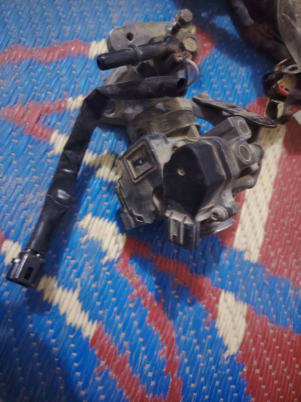 عمي سلام عليكم 
اغراض بوليس نازل للبيع وعالشغل ***********
